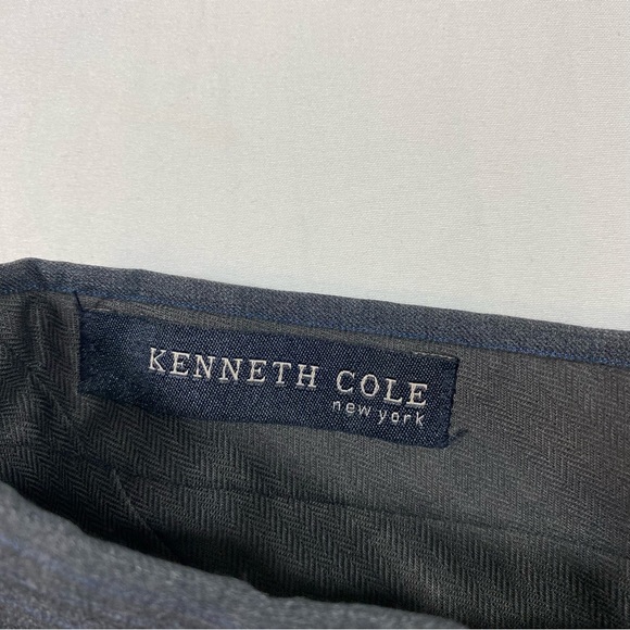 Kenneth Cole Men’s Blue Suit made in the USA 3 button closure blazer - Picture 12 of 16